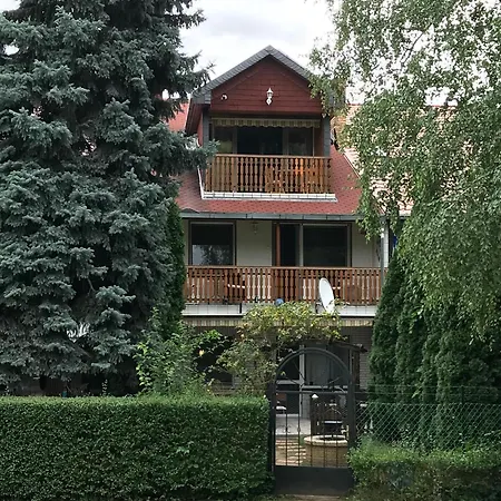 Silver Apartman *